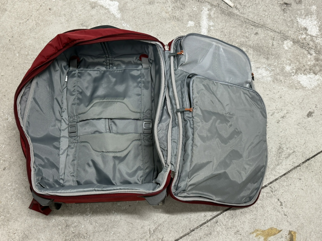 Briggs & Riley suitcase - photo 2