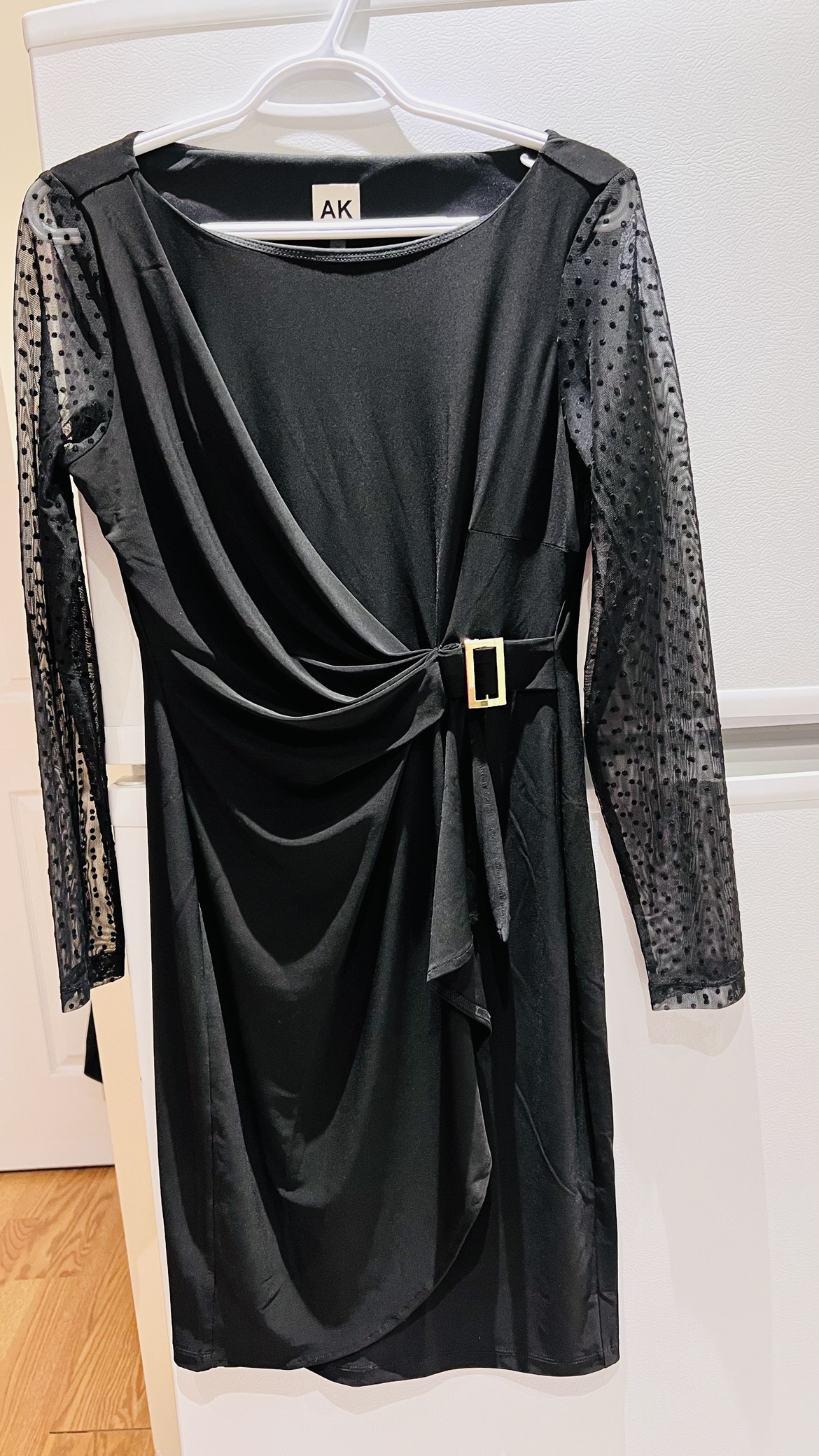 Women's dress small thumbnail