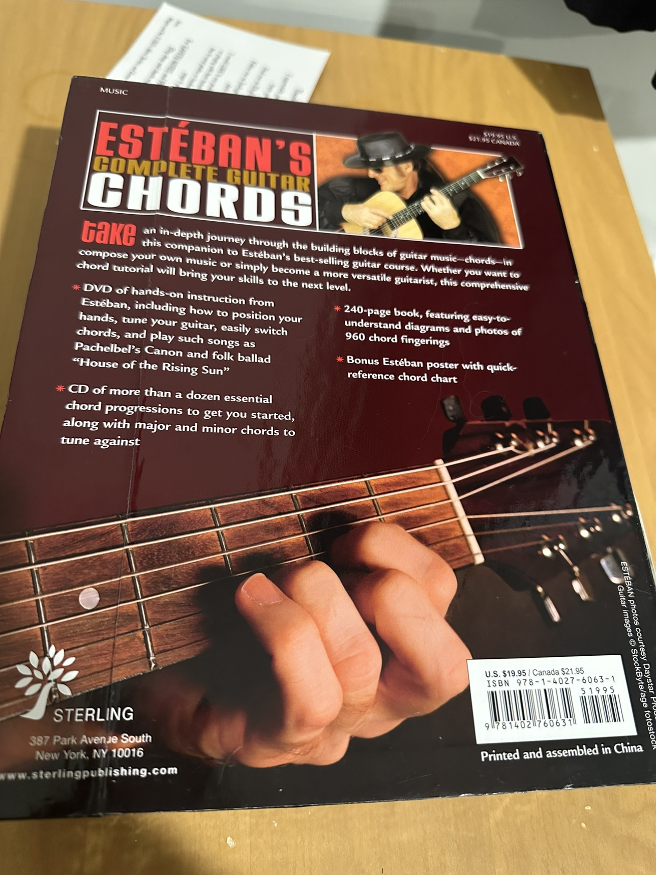 Esteban’s Complete Guitar Chords (CD - DVD - Chord book) image indicator(2)
