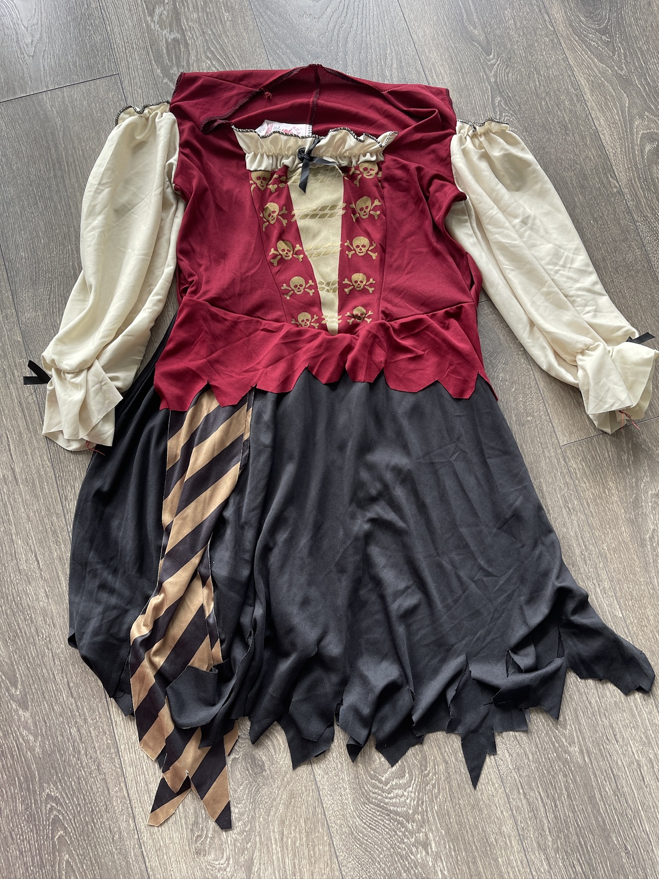LAST MINUTE HALLOWEEN COSTUME!!! Pirate Costume