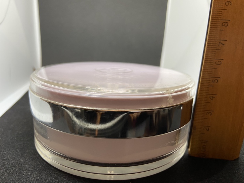 Cc Chanel makeup container image indicator(3)