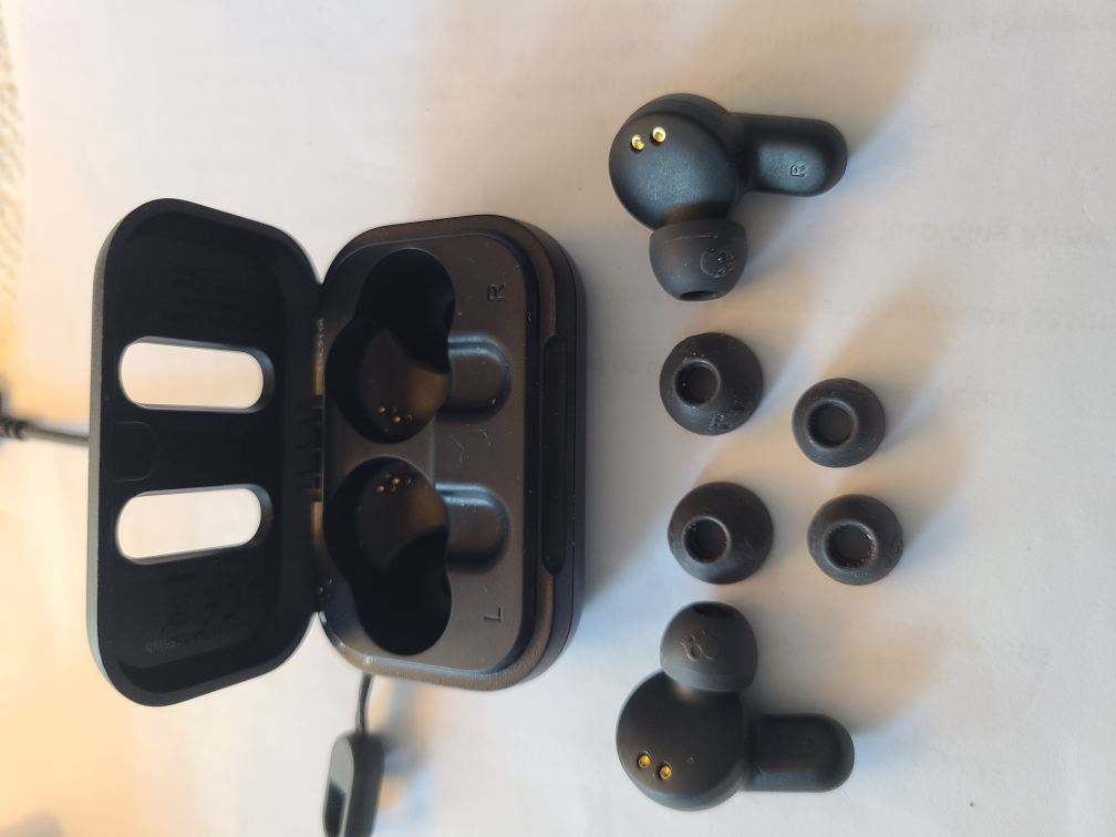 Skullcandy Dime2 Bluetooth earbuds - New