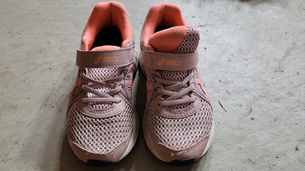 Asics   kid's running shoes, size 1 thumbnail