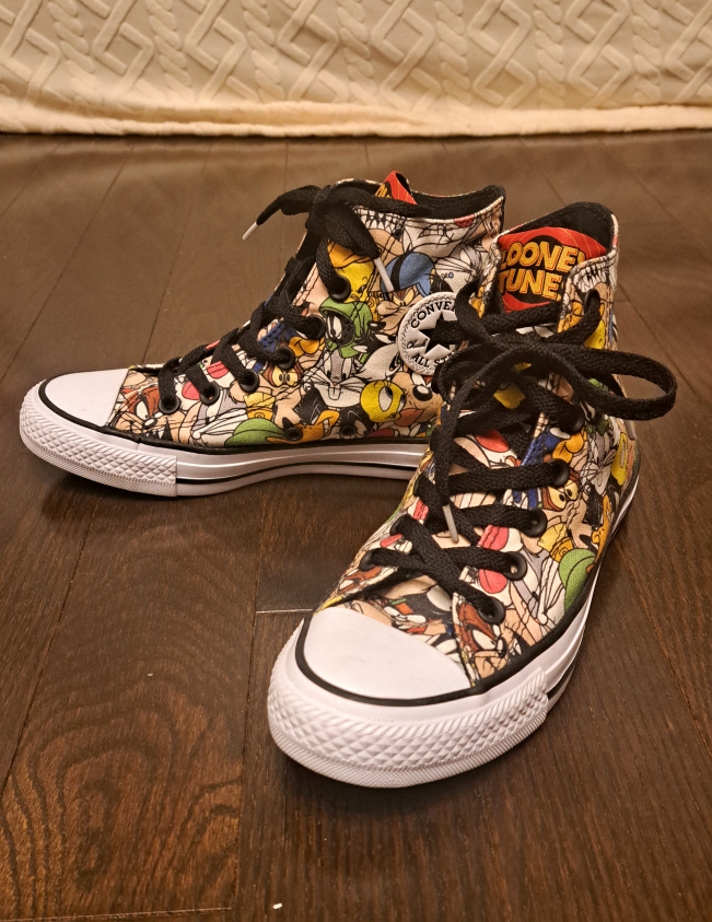 💫⭐️Converse All Star⭐️💫 Looney Tunes 💥Limited Edition💥 Unisex image indicator(2)