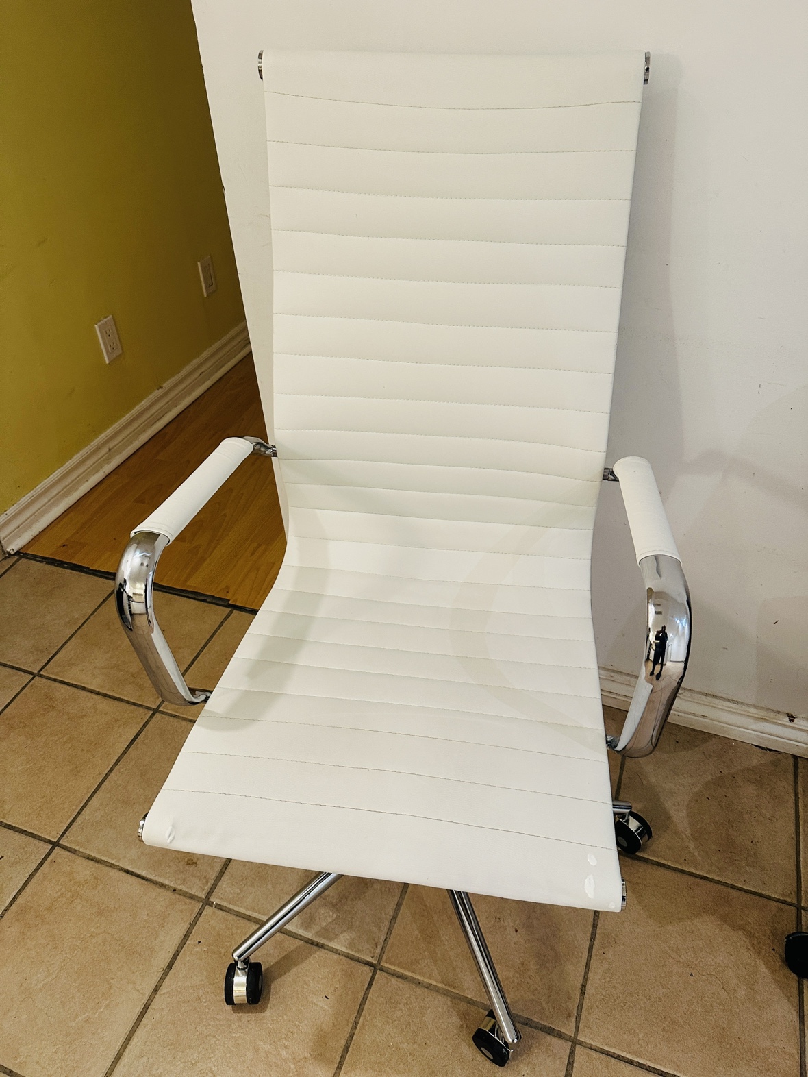 Office chair - photo 4