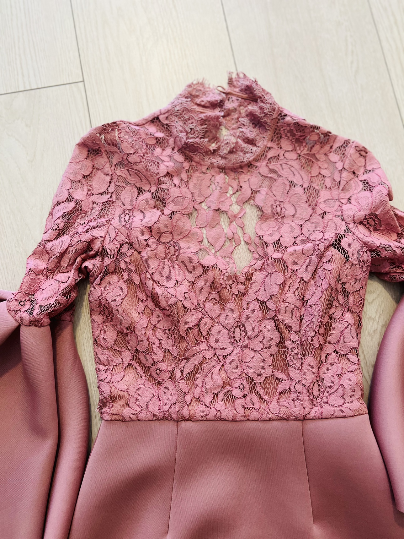 Dresses image indicator(7)