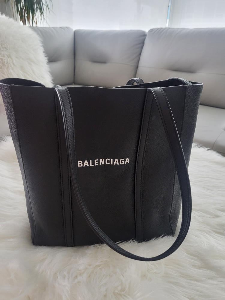 Balenciaga daily tote bag black thumbnail