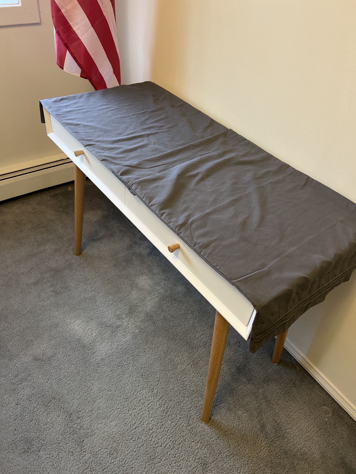 Table - photo 4