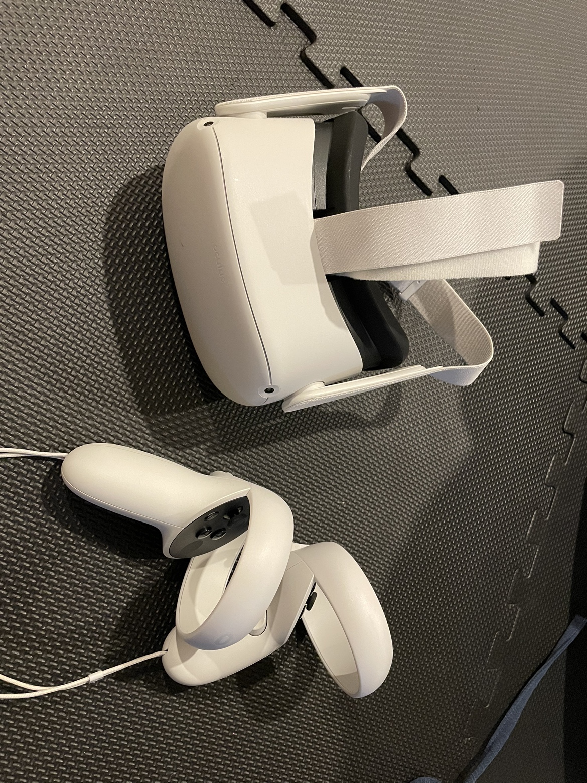 Oculus Quest 2 VR - photo 3
