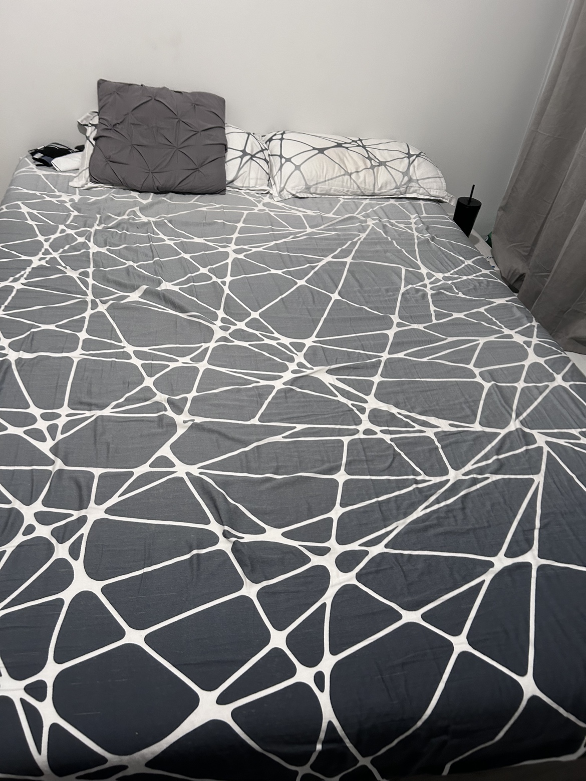 Queen size mattress - photo 3