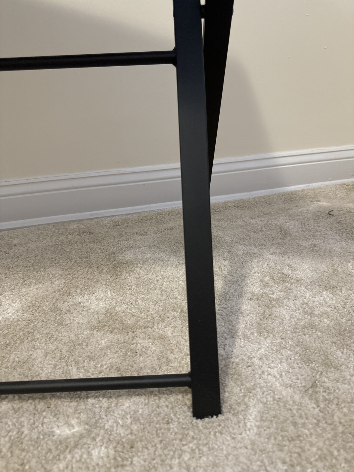 Brand new rarely used folding desk - photo 5