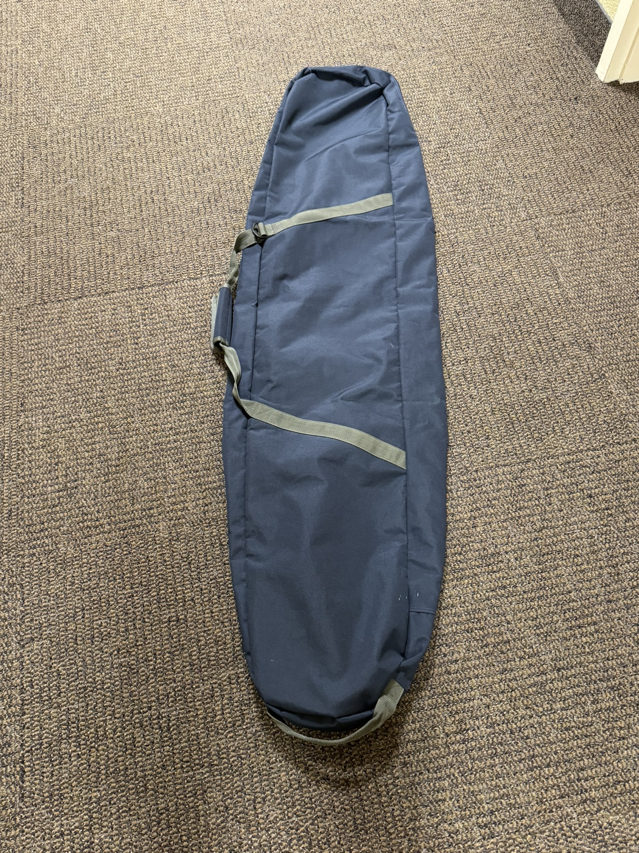 Burton Snowboard bag image indicator(2)