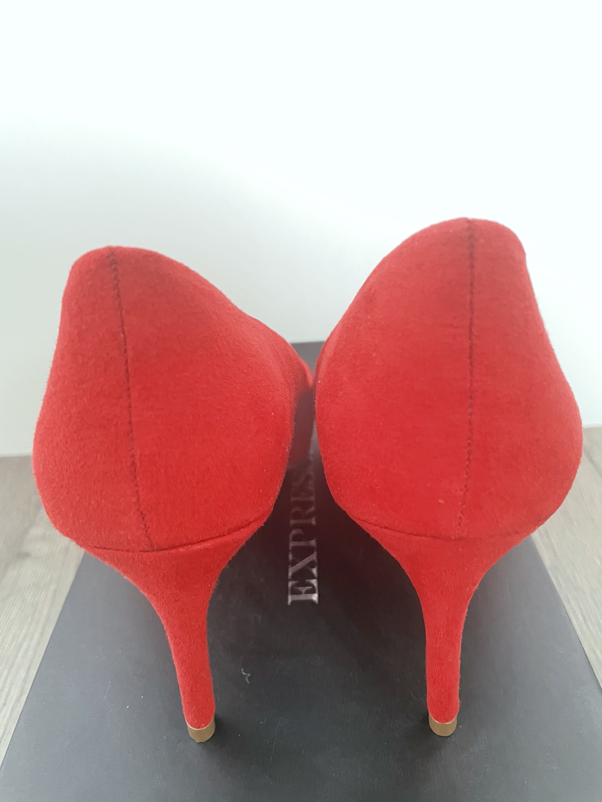Red suede heels - photo 2