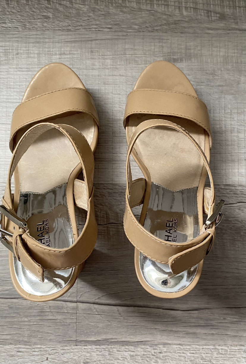 Micheal Kors sandals NUDE - photo 2