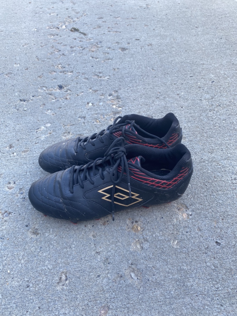 Soccer cleats