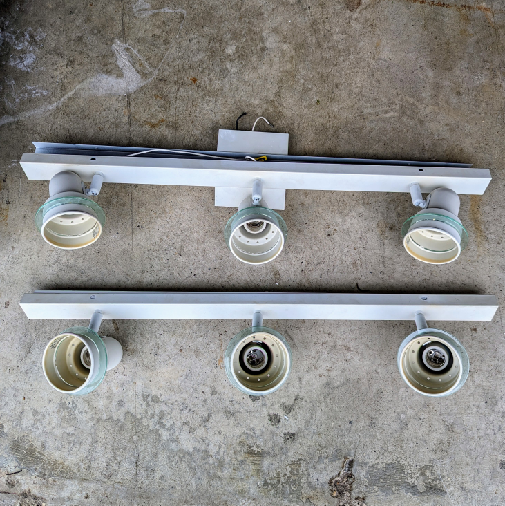 Free Light Fixtures image indicator(2)