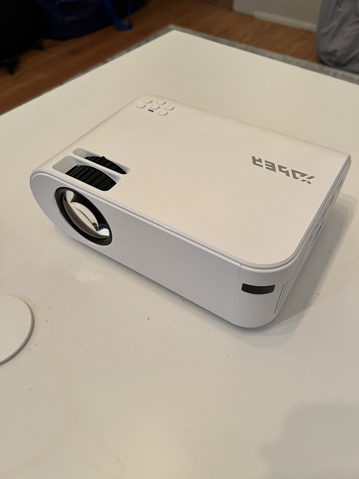 Screen Projector