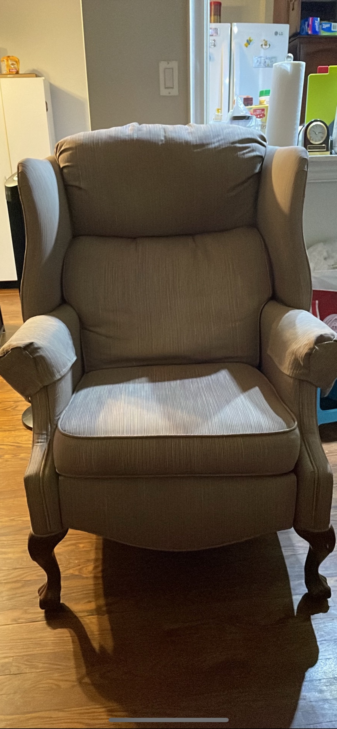 Lazy-Boy Recliner thumbnail