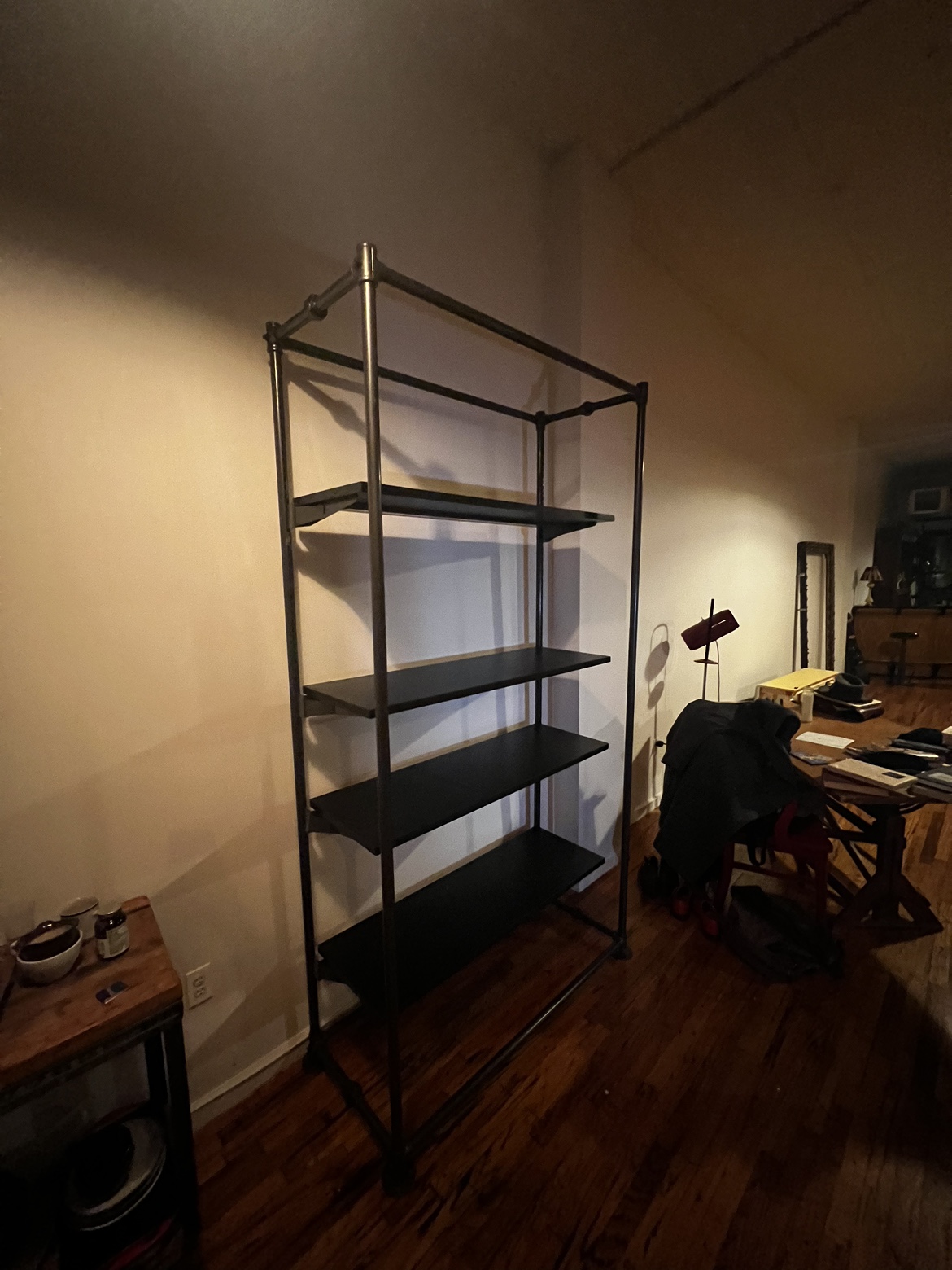 Shelving display - photo 3