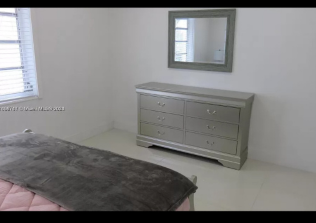 Bedroom set - photo 2