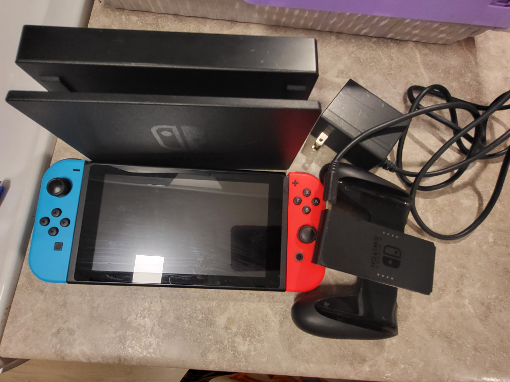 Nintendo switch v1 - photo 3