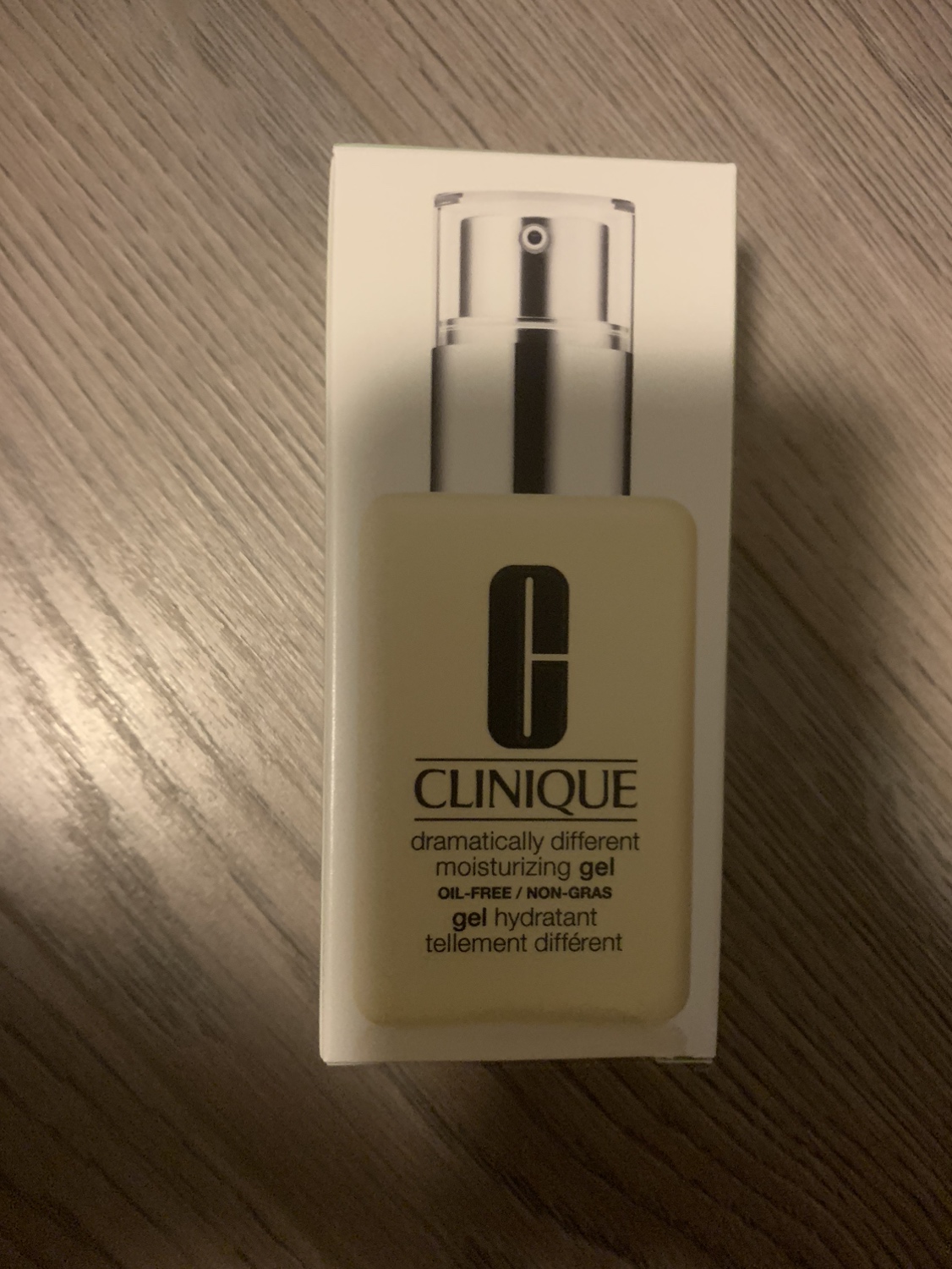 New Clinique Dramatically Different™ Moisturizing Gel image indicator(3)
