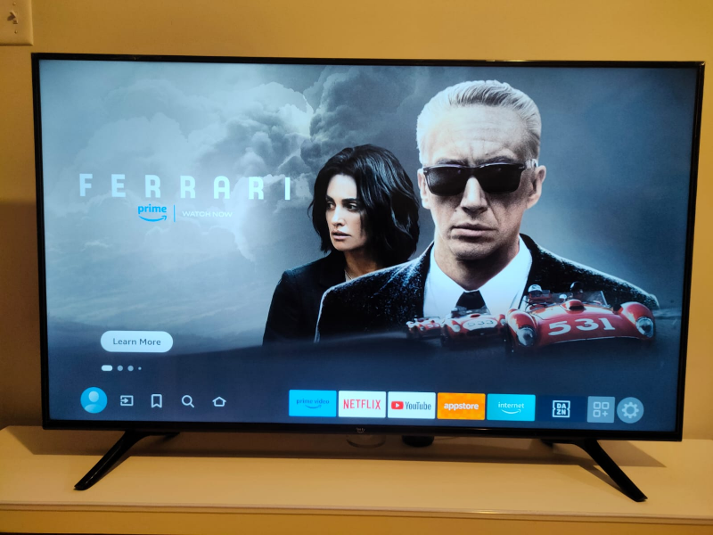 Fire TV 4 series 55" - moving sale