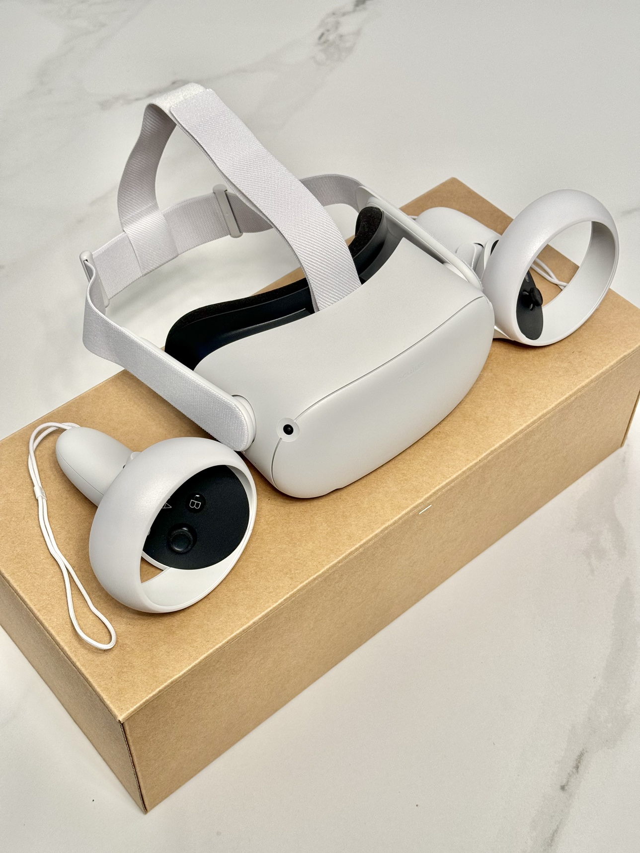 Meta Oculus Quest 2 64 GB Bundle - photo 3