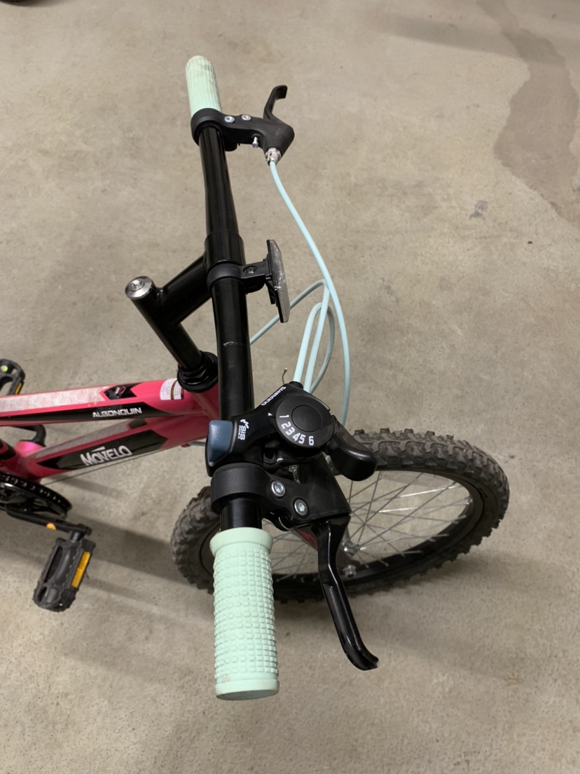 Girls bike - 20” wheels - Ages 5 to 9 - photo 2