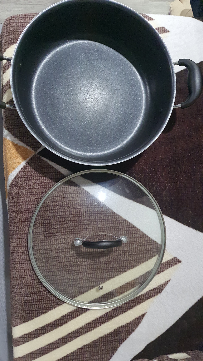 Big Pan/wok with Lid