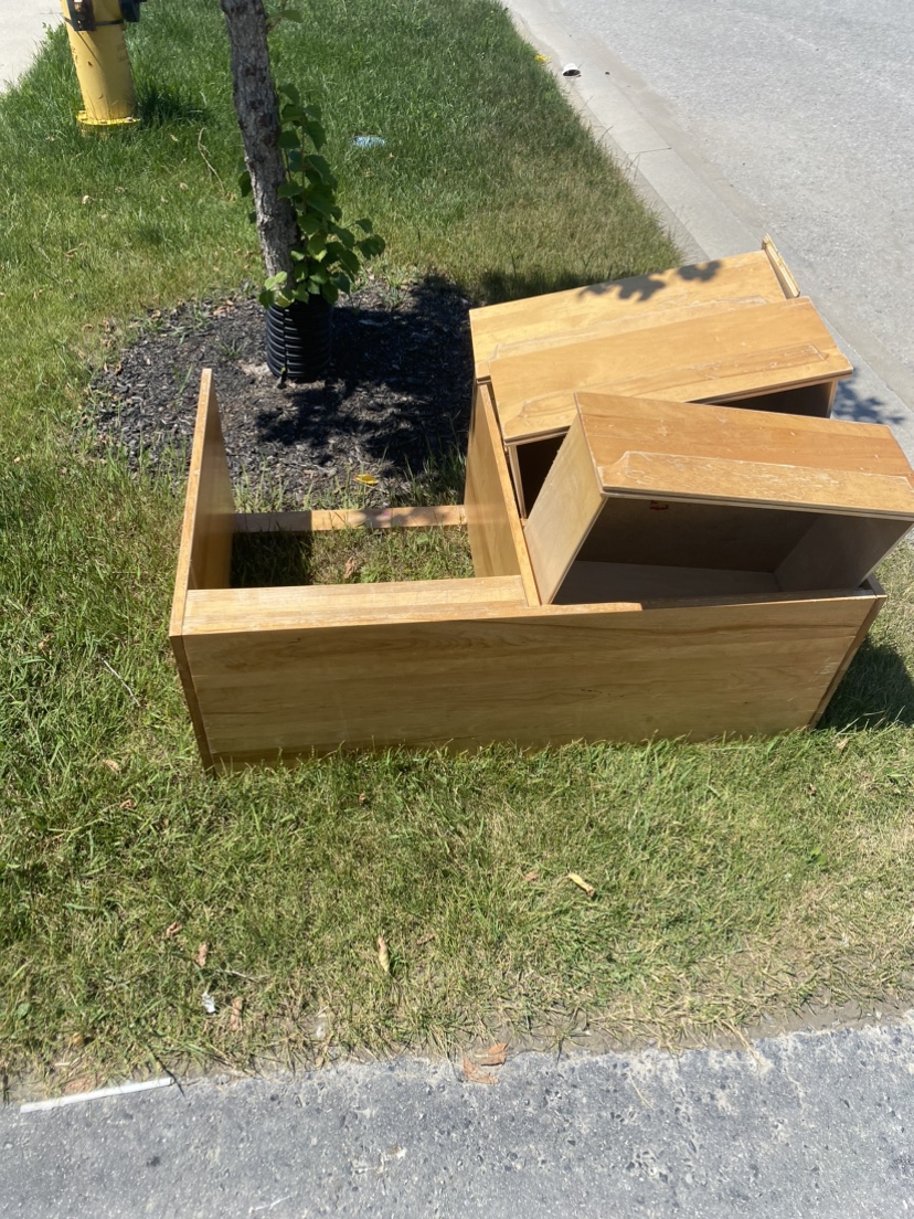 Wooden desk thumbnail