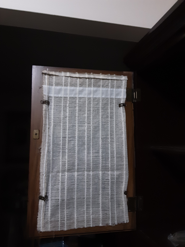 Moving sale Buffet & Hutch image indicator(7)