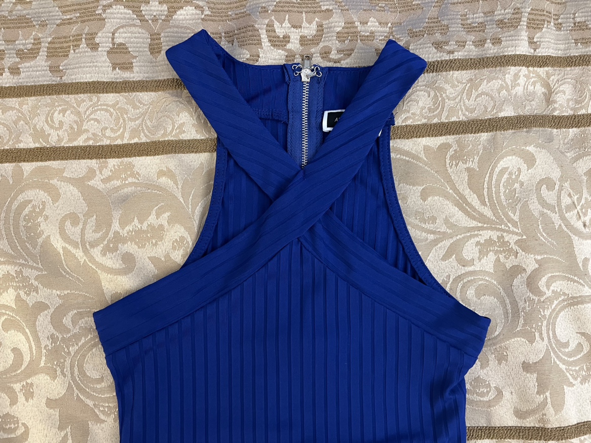 Blue dress image indicator(2)