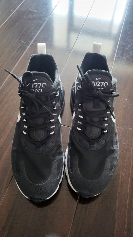 Nike Shoes Air React 270