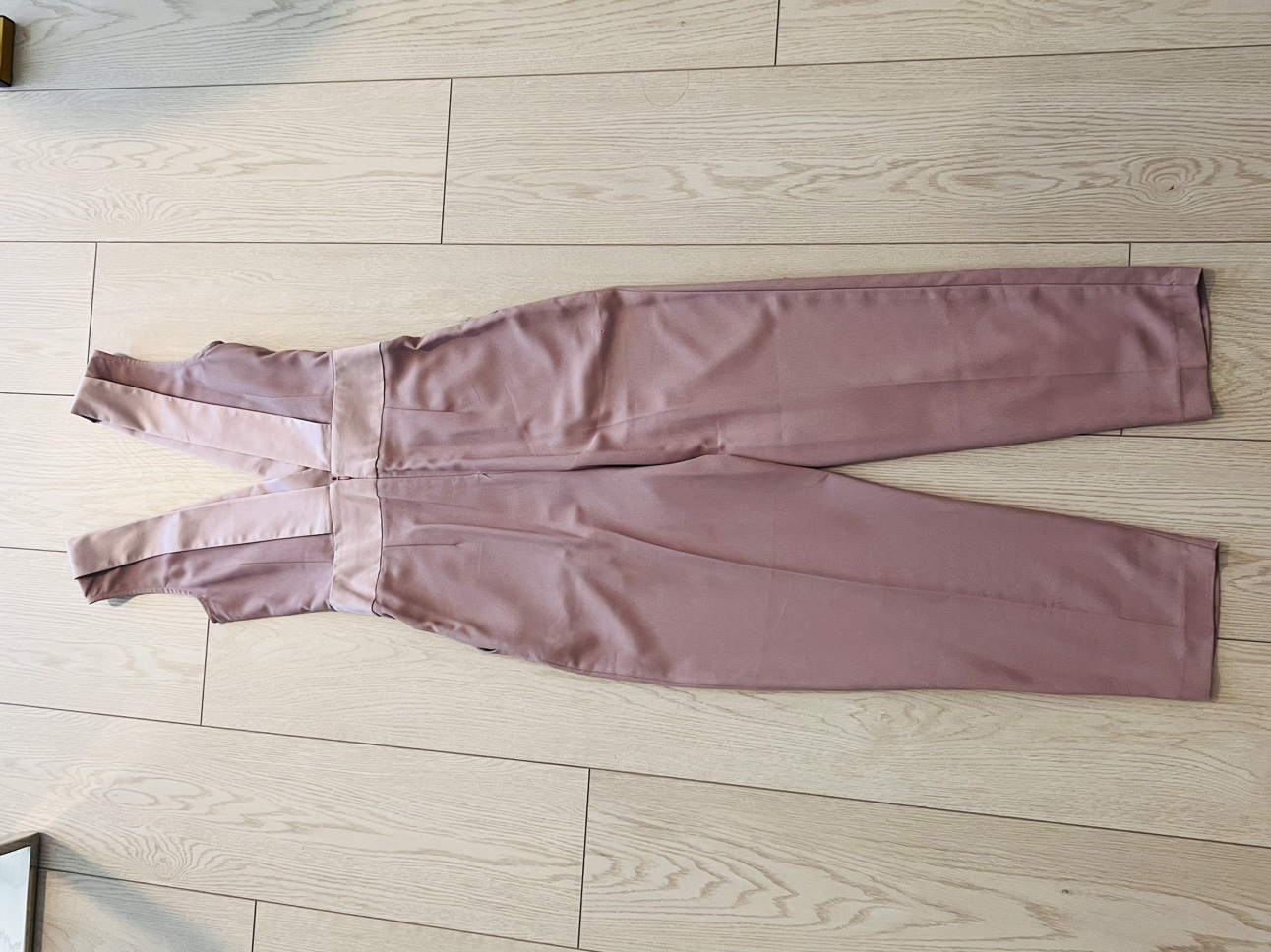 Jumpsuits image indicator(7)