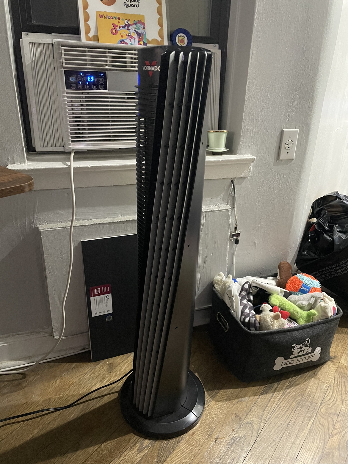 Vornado Whole Room Tower Fan thumbnail