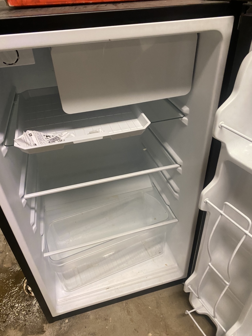 Chef mini fridge - photo 3