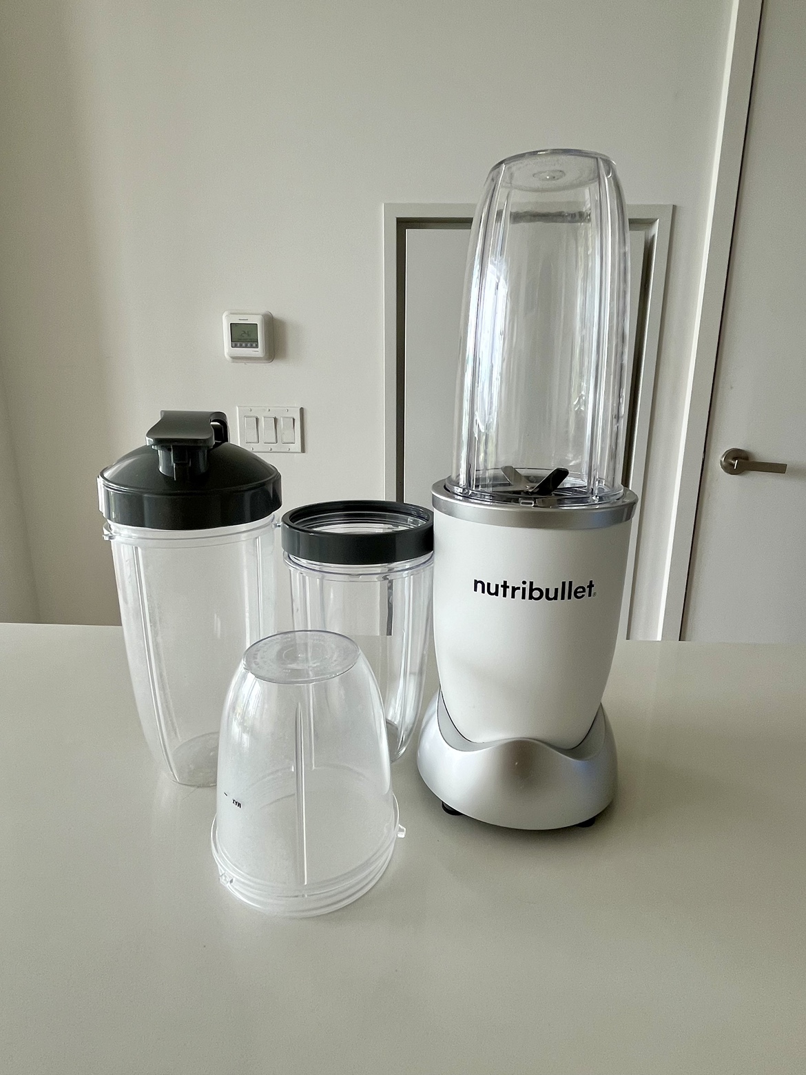 Nutri Bullet PRO Single Serve Blender (900W) small