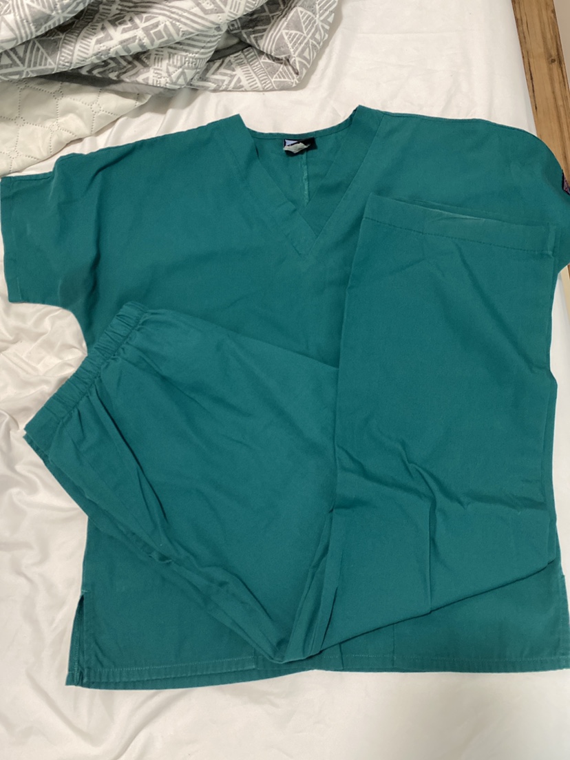 Scrubs top/pants