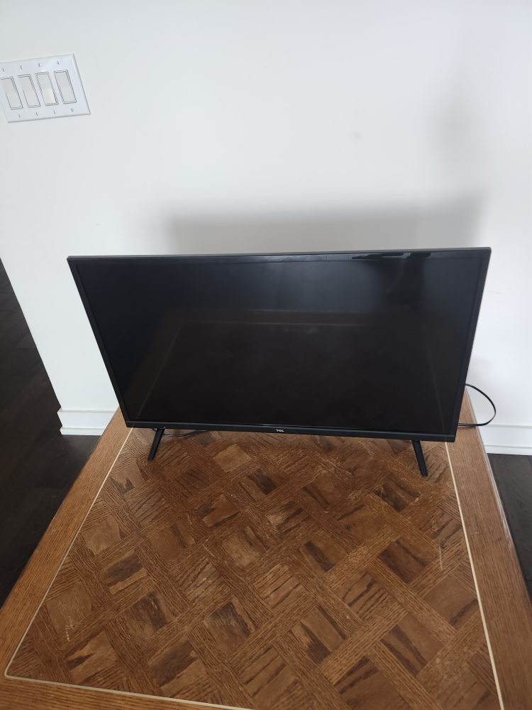 TCL 32" Class 3 series HD LED Smart Android TV thumbnail