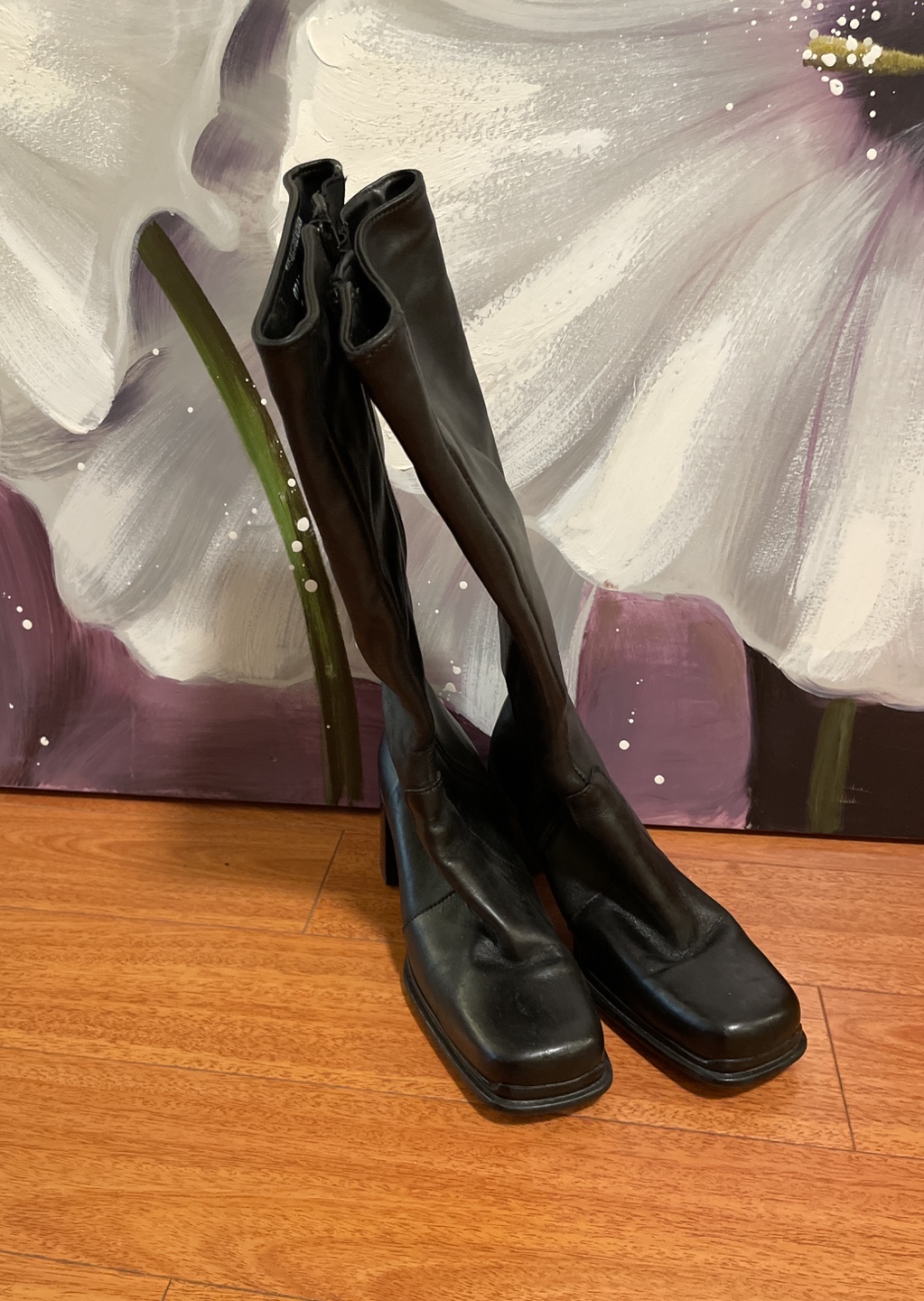 #freecycle Calf length boots thumbnail