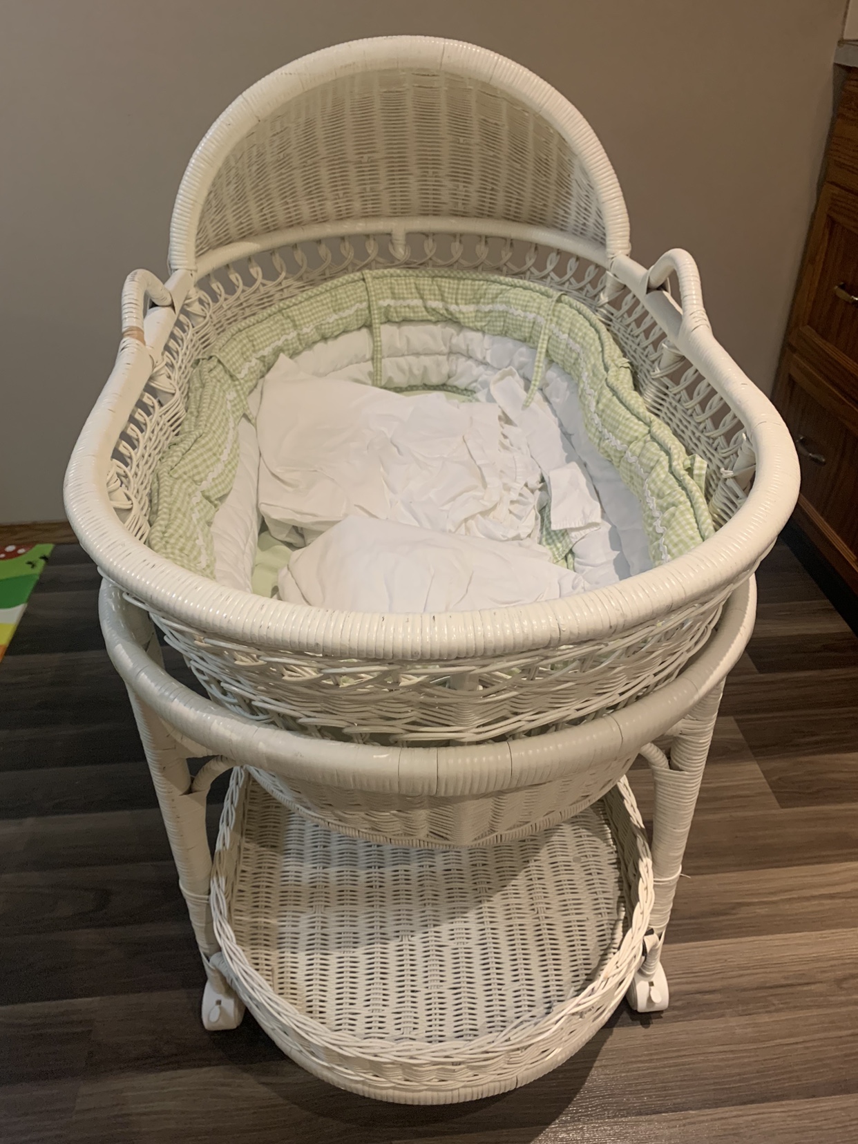 Baby crib bed for sale