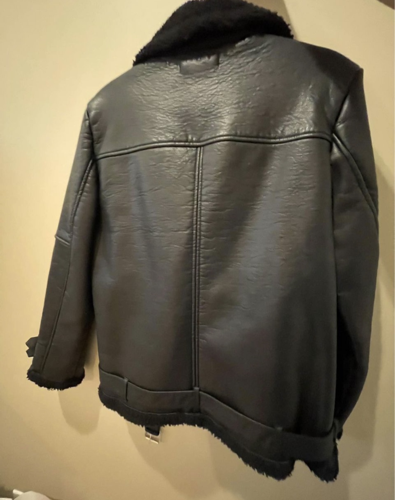 Black leather jacket with silver detail - photo 2