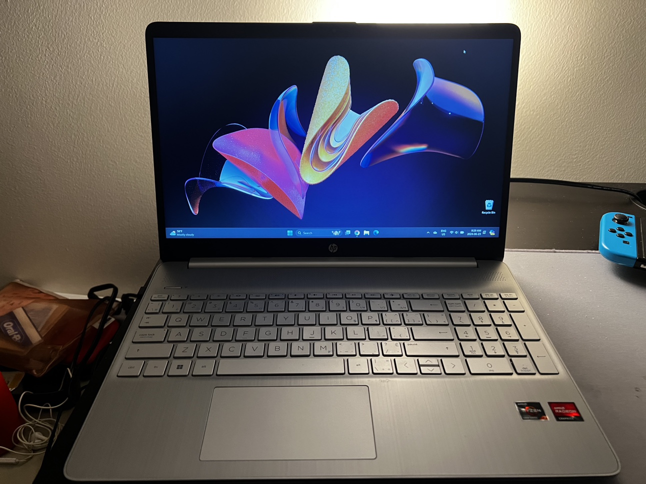 HP Laptop 15-ef2xxx - photo 3