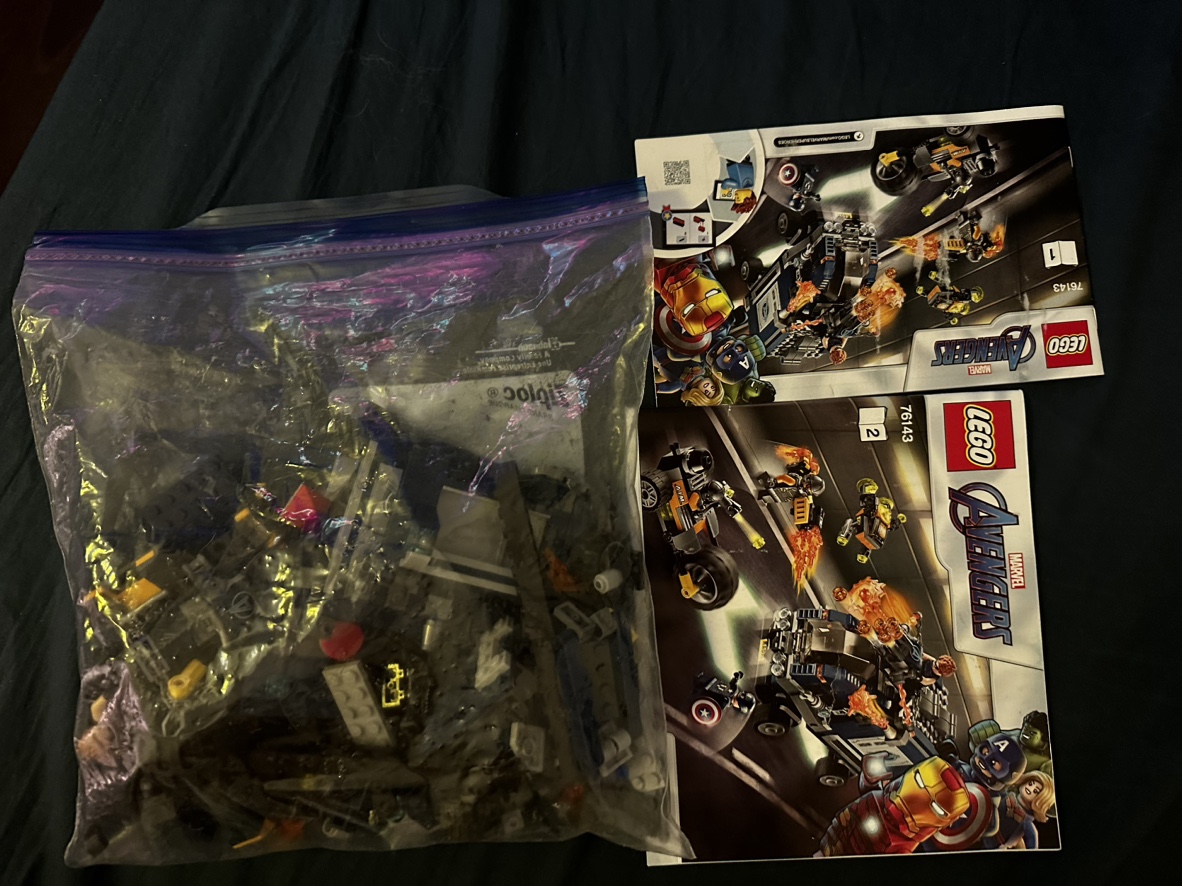 Lego 76143