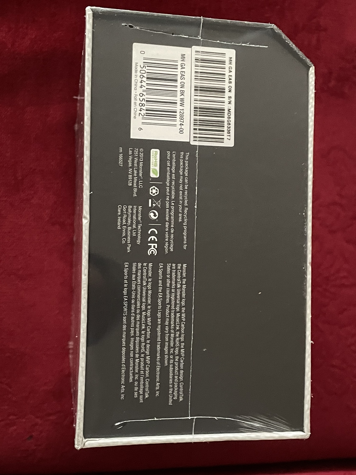 EA Sports Monster MVP Carbon On Ear Wired Headphones image indicator(3)