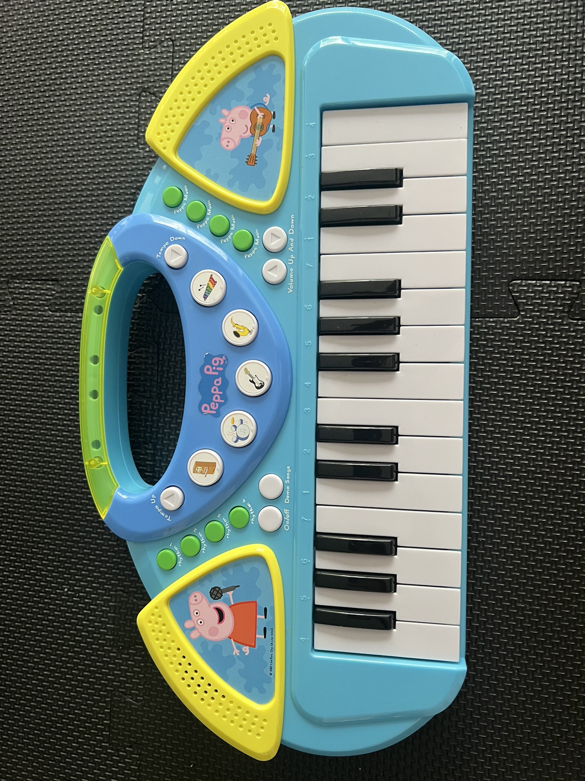 Peppa Pig Guitar and Piano Set-$35 - photo 2