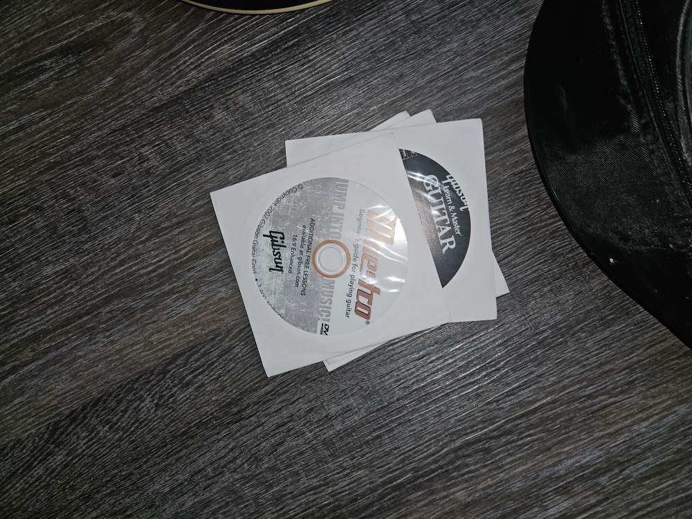 Maestro Guitar - photo 4