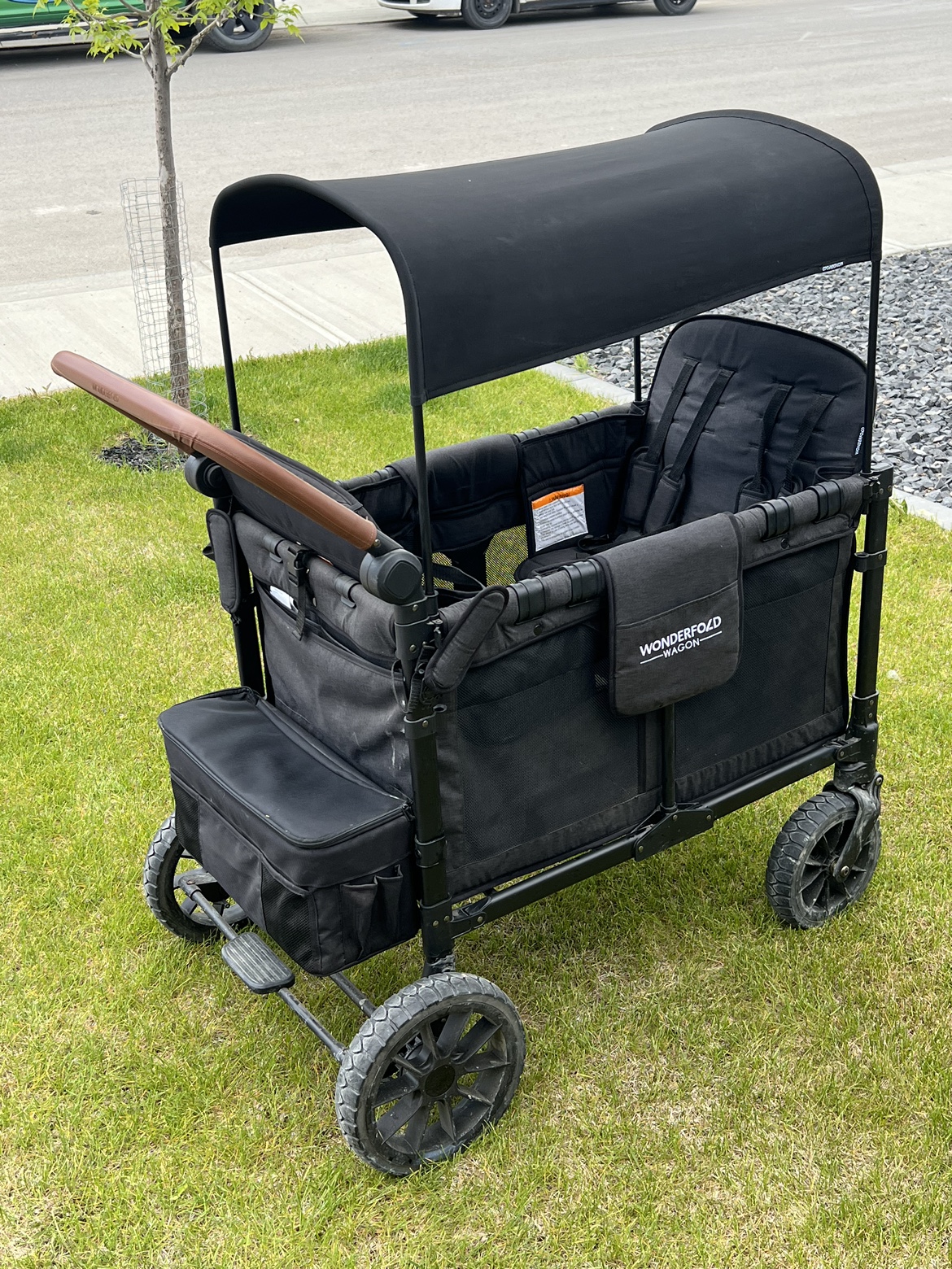 WONDERFOLD WAGON LUXURY BRAND NEW - photo 3