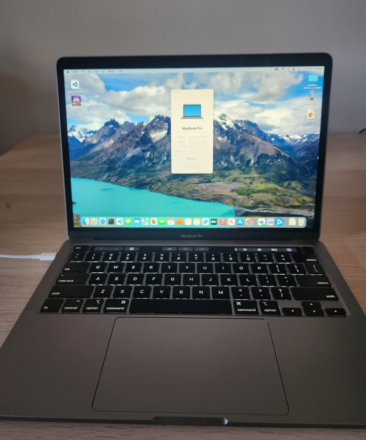 Macbook Pro 2020 13.3" i5 8gb ram 256gb ssd for trade or cash